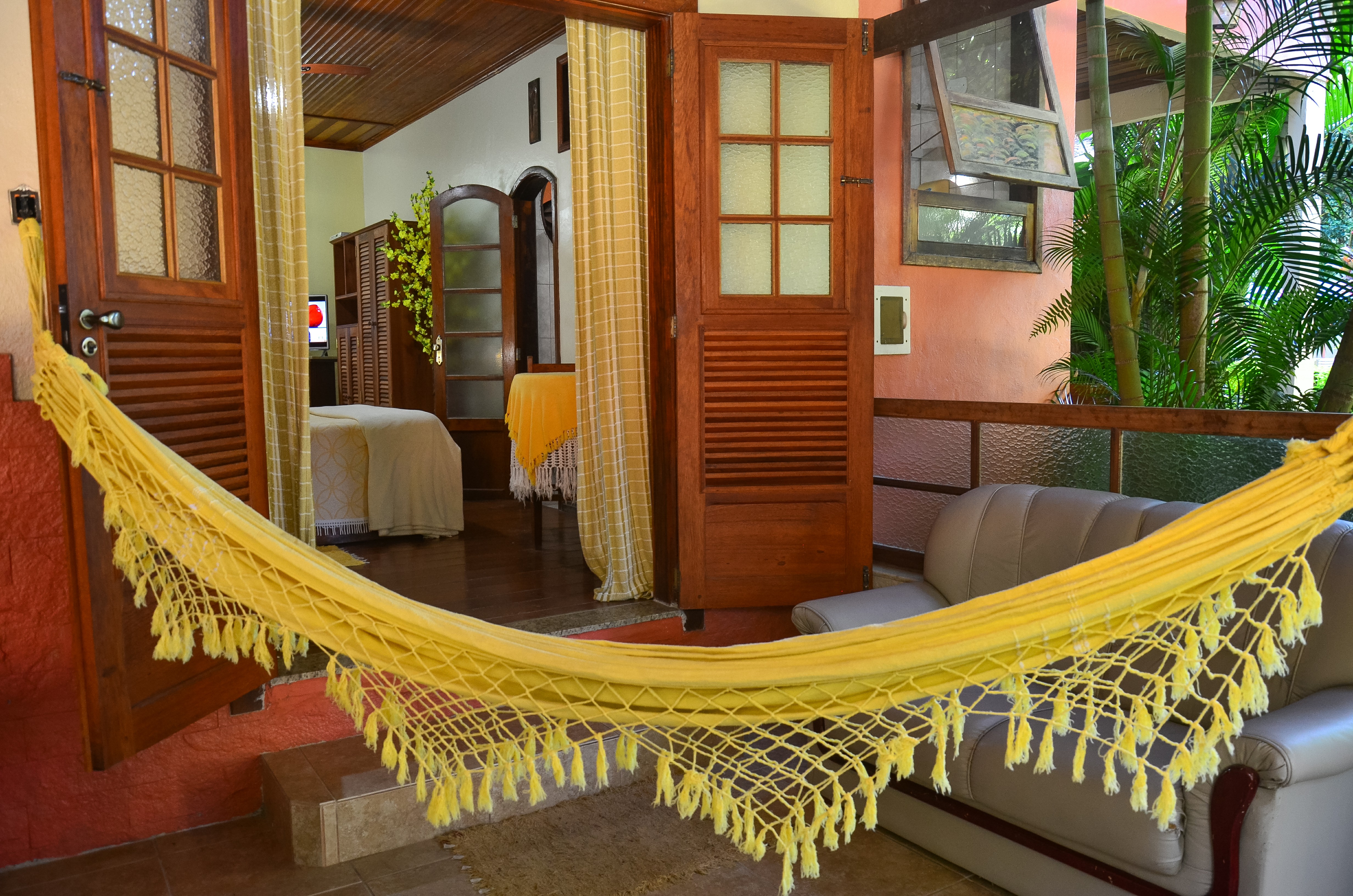 Pousada Dom Ângelo - Paraty RJ - Suíte Amarela