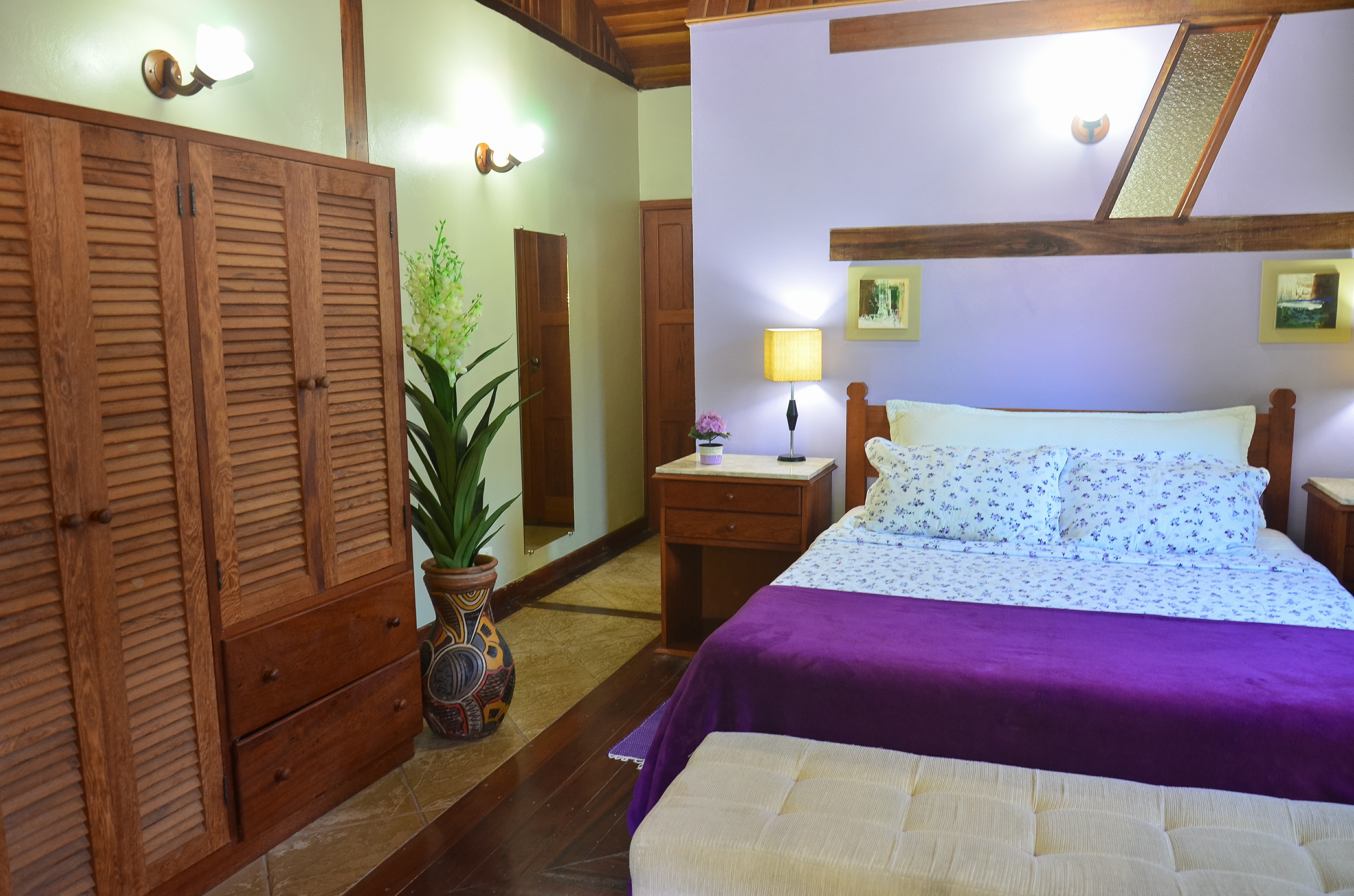 Pousada Dom Ângelo - Paraty RJ - Suíte Lilás