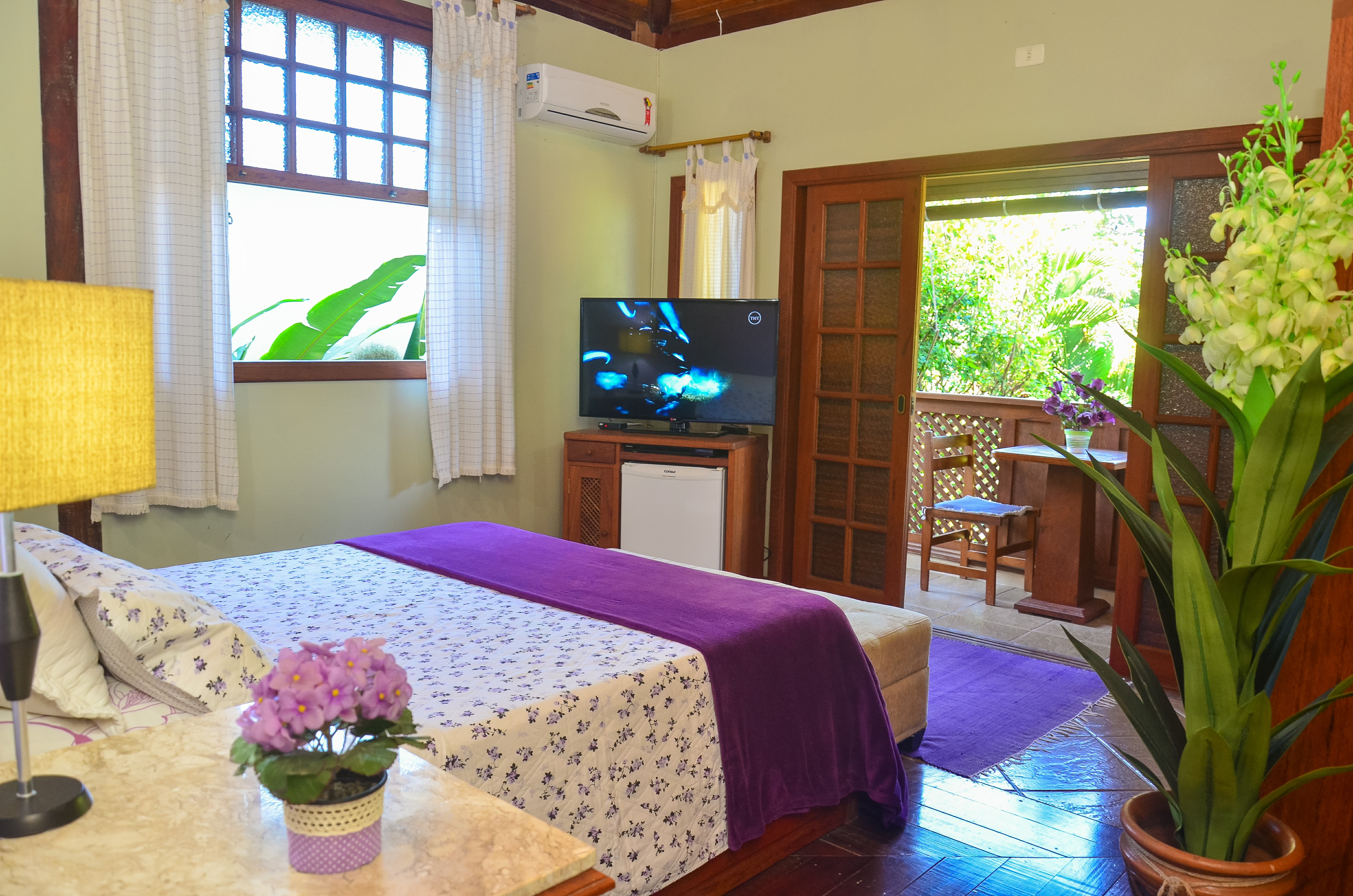 Pousada Dom Ângelo - Paraty RJ - Suíte Lilás